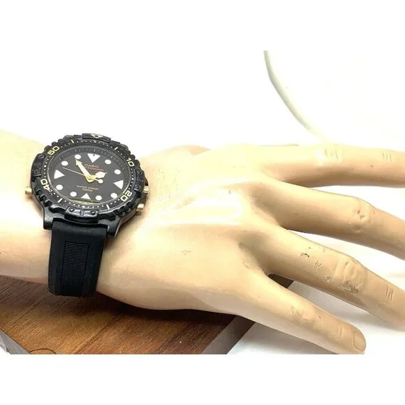 Casio Men's Watch AQ-110 Quartz Analog Digital Alarm 44mm 740 Black Rubber USED - Picture 4 of 14